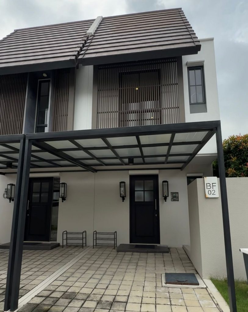 Perumahan Surabaya Timur Amesta Living Tipe Nora 4x15 Fasad